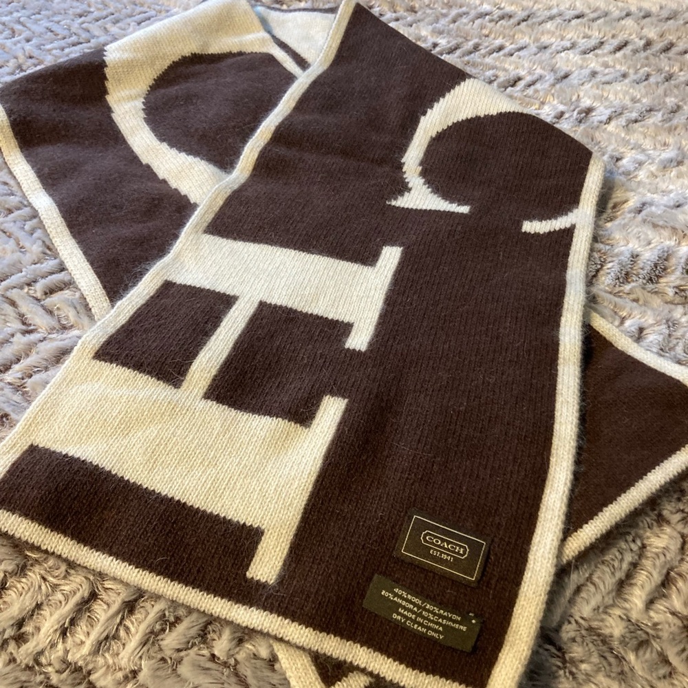 Coach scarf